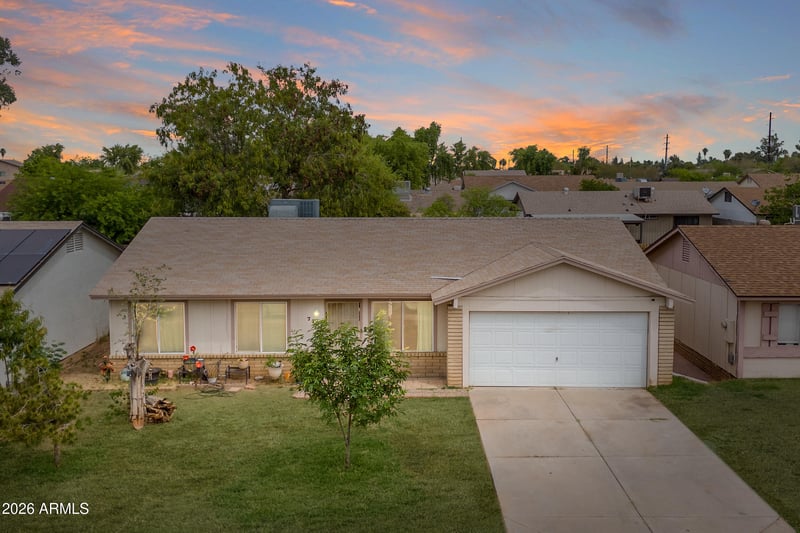 7130 Flower St, Phoenix, AZ 85033