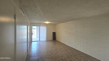 7131 Hazelwood St, Phoenix, AZ 85033