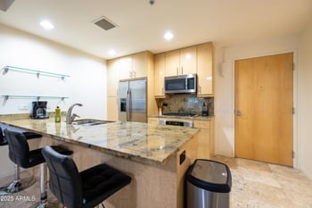 7131 Rancho Vista Dr #3004, Scottsdale, AZ 85251