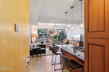 7131 Rancho Vista Dr #4003, Scottsdale, AZ 85251