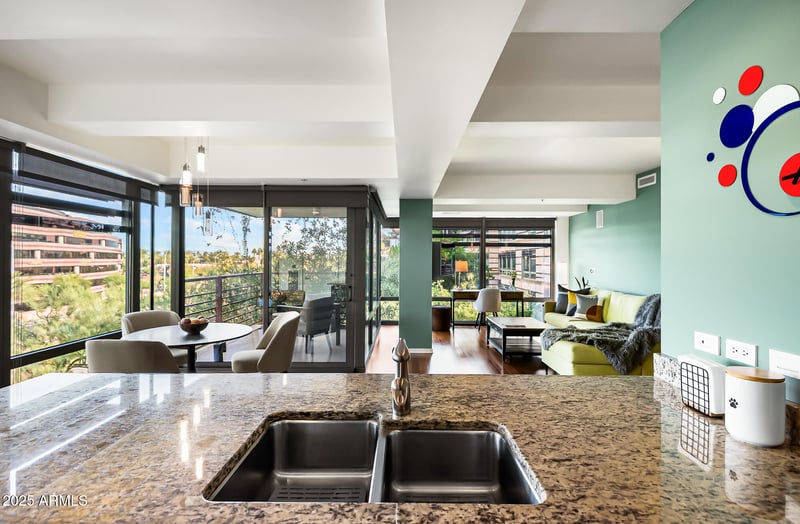 7131 Rancho Vista Dr #4005, Scottsdale, AZ 85251