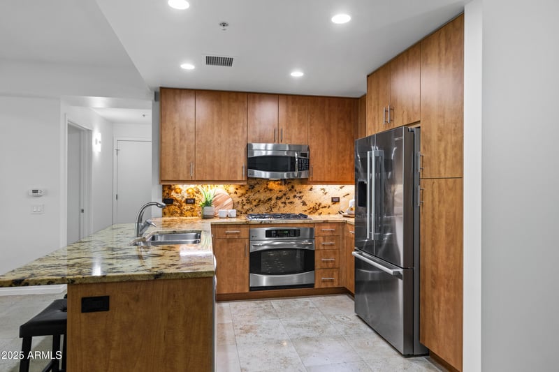 7131 Rancho Vista Dr #4007, Scottsdale, AZ 85251