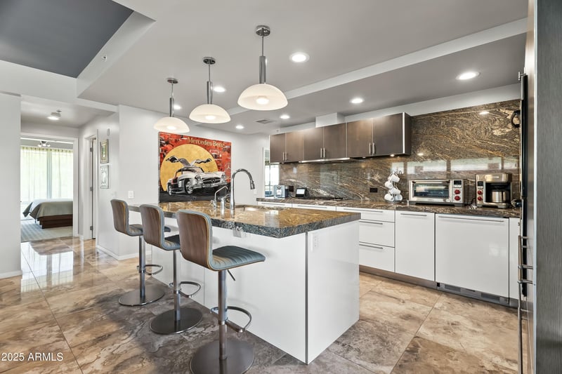 7131 Rancho Vista Dr #7011, Scottsdale, AZ 85251