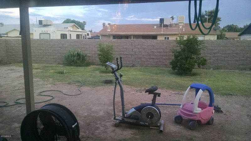 7131 W Mackenzie Dr, Phoenix, AZ 85033