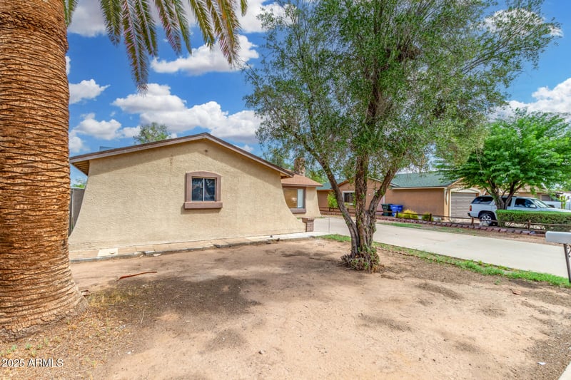 7132 Verde Ln, Phoenix, AZ 85033