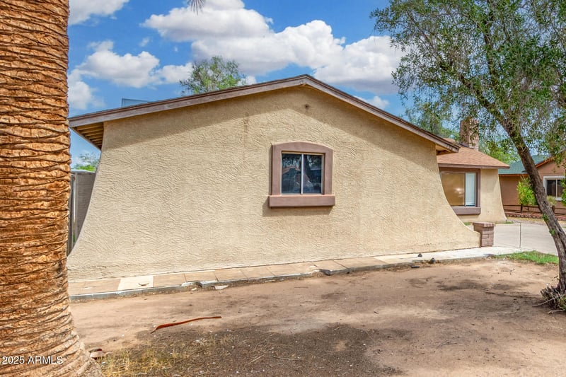 7132 Verde Ln, Phoenix, AZ 85033