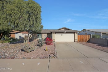 7132 Vermont Ave, Glendale, AZ 85303