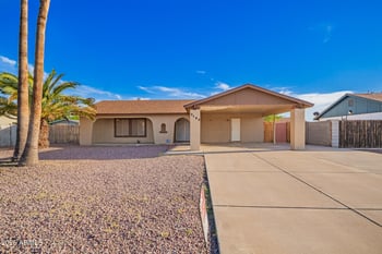 7133 Hatcher Rd, Peoria, AZ 85345