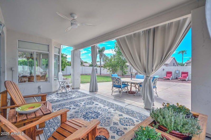 7133 W Paraiso Dr, Glendale, AZ 85310