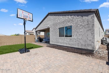 7134 127th Dr, Glendale, AZ 85307