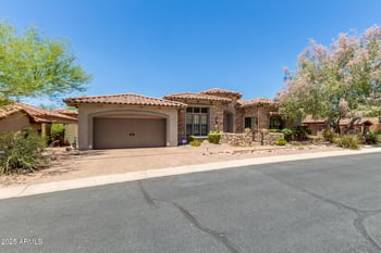 7134 Sandia St, Mesa, AZ 85207
