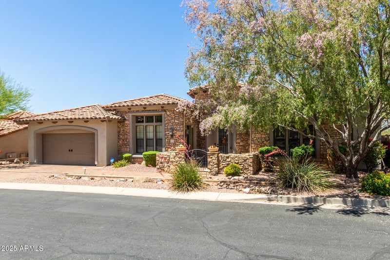 7134 Sandia St, Mesa, AZ 85207