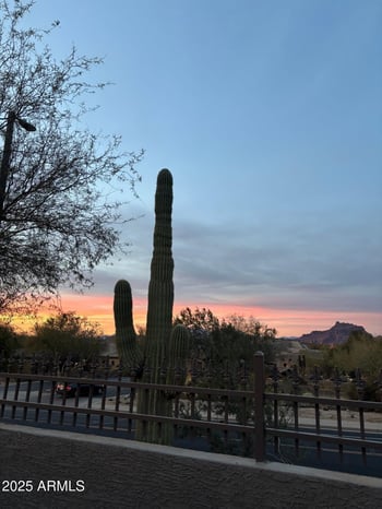 7134 Sandia St, Mesa, AZ 85207