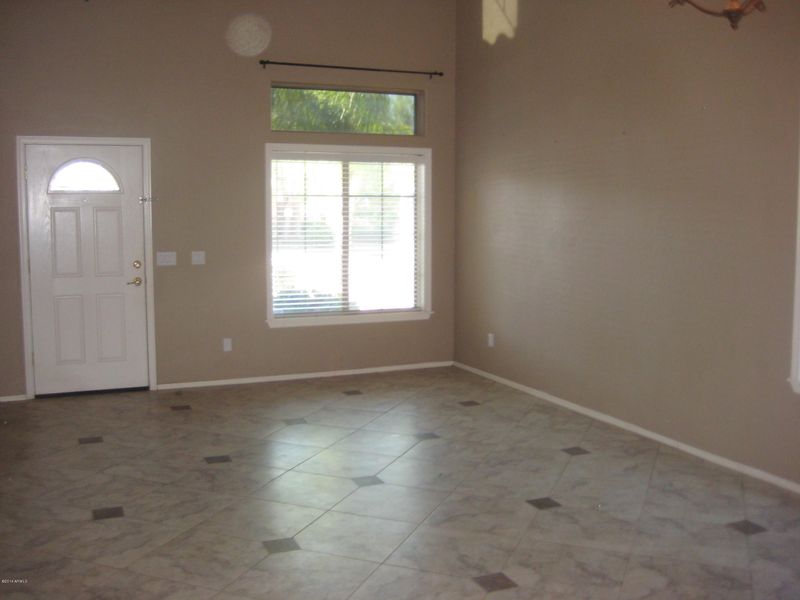 7134 W Kingman St, Phoenix, AZ 85043