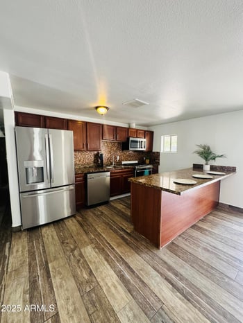 7135 Heatherbrae Dr, Phoenix, AZ 85033