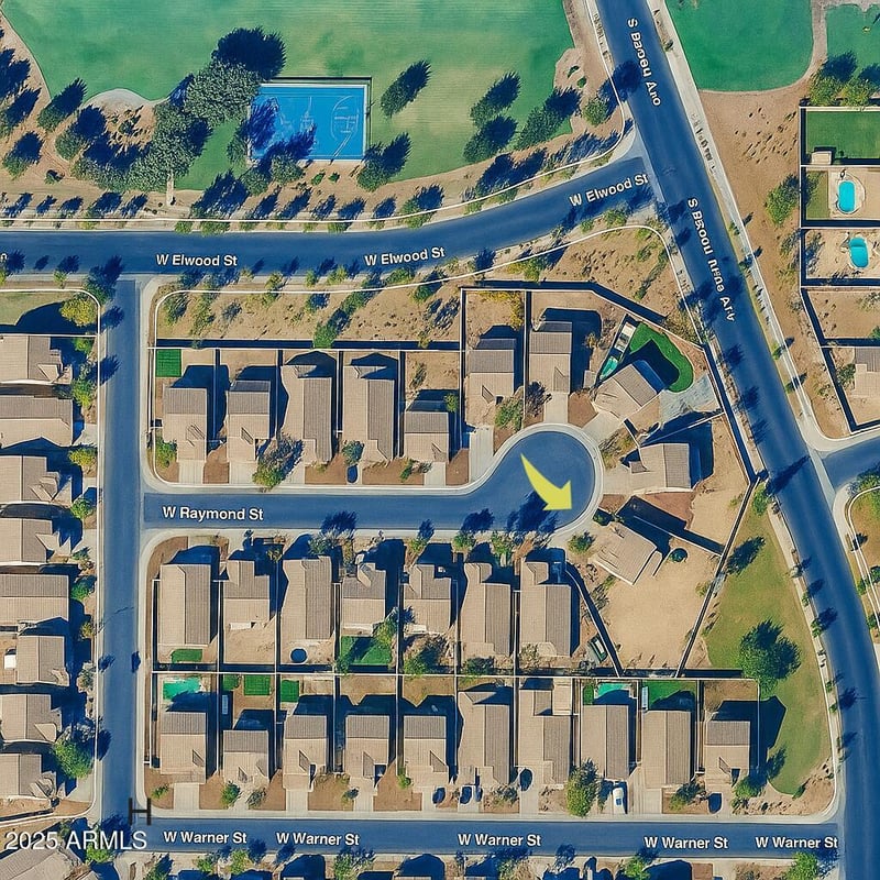 7135 Raymond St, Phoenix, AZ 85043