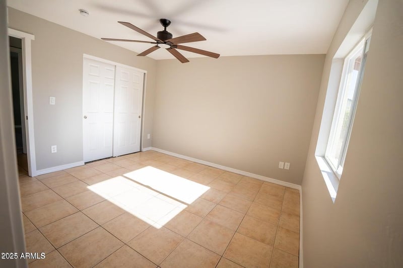 7136 Cheryl Dr, Peoria, AZ 85345