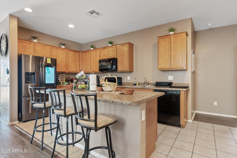 7136 Palo Verde Dr, Glendale, AZ 85303