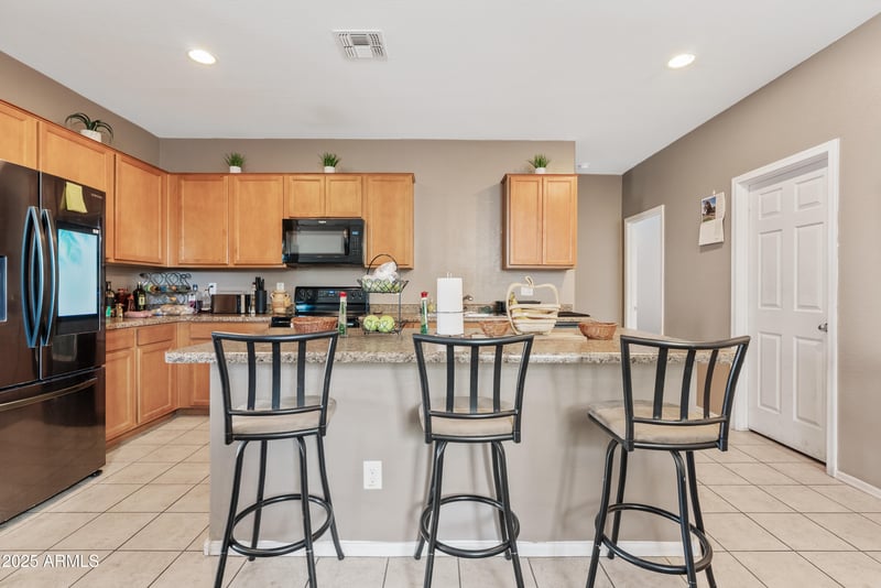 7136 Palo Verde Dr, Glendale, AZ 85303
