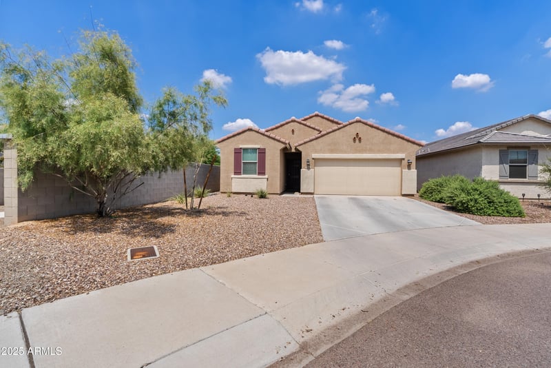 7136 Palo Verde Dr, Glendale, AZ 85303
