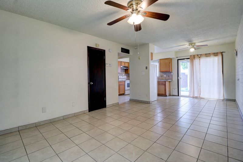 7136 W Highland Ave, Phoenix, AZ 85033