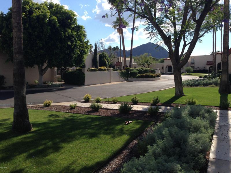 7137 E Mcdonald Dr, Paradise Valley, AZ 85253