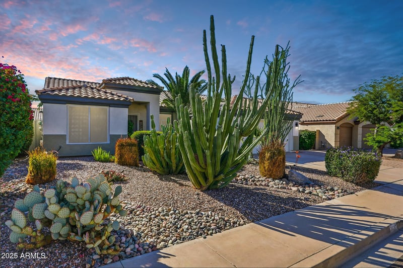 7137 Laguna Azul Ave, Mesa, AZ 85209