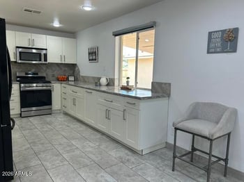 7137 N 33rd Ave, Phoenix, AZ 85051