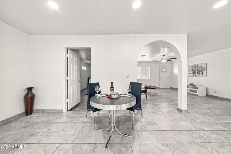 7137 N 33rd Ave, Phoenix, AZ 85051