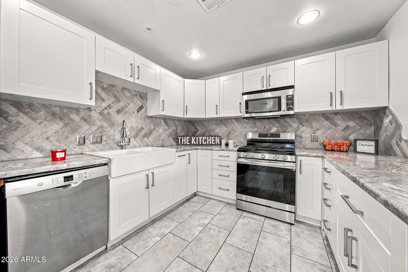 7137 N 33rd Ave, Phoenix, AZ 85051