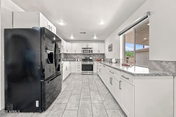 7137 N 33rd Ave, Phoenix, AZ 85051