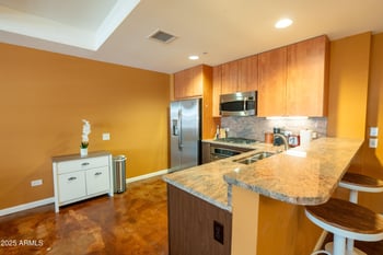 7137 Rancho Vista Dr #3003, Scottsdale, AZ 85251