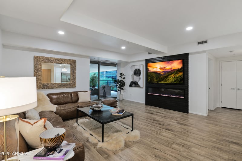 7137 Rancho Vista Dr #3007, Scottsdale, AZ 85251