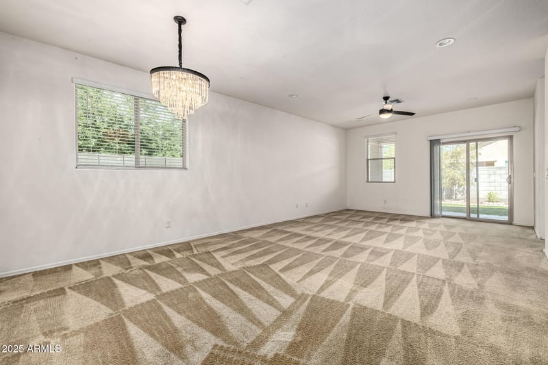 7138 Rancho Dr, Glendale, AZ 85303