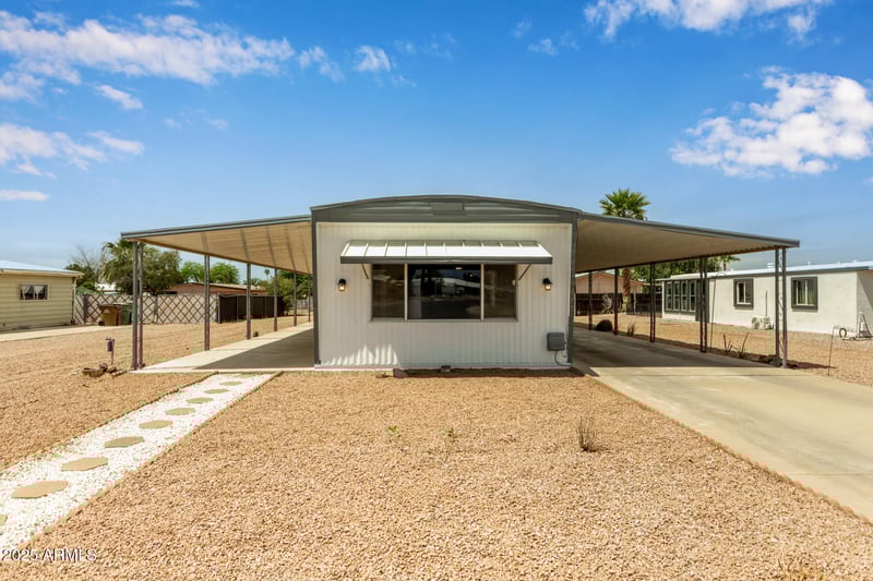 714 86th Pl, Mesa, AZ 85208