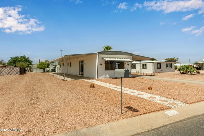 714 86th Pl, Mesa, AZ 85208