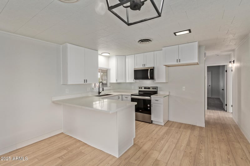 714 86th Pl, Mesa, AZ 85208