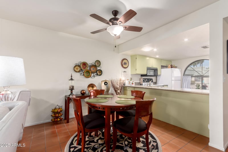 714 79th Pl, Mesa, AZ 85208