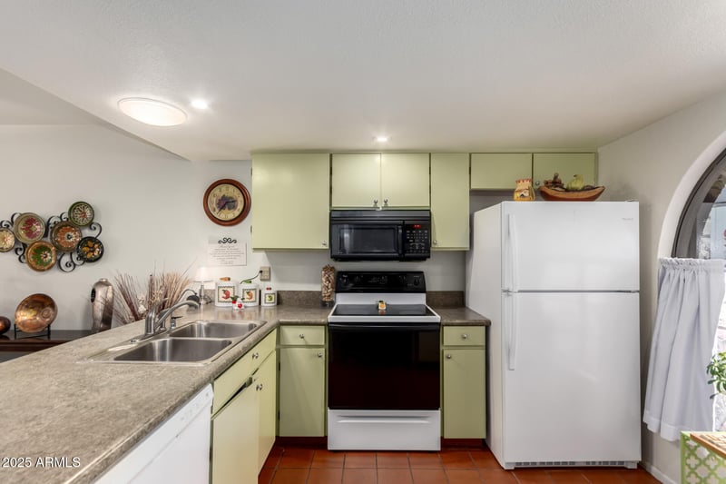 714 79th Pl, Mesa, AZ 85208