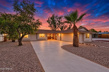714 S Revolta Cir, Mesa, AZ 85208
