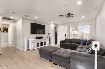 7140 Mescal St, Peoria, AZ 85345