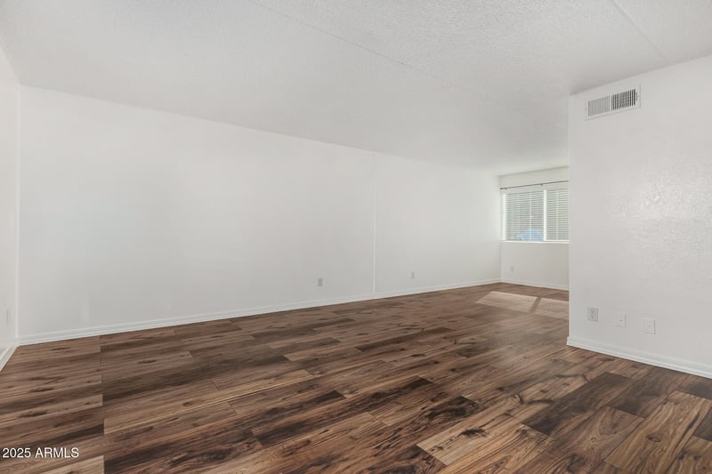 7141 16th St #35, Phoenix, AZ 85020