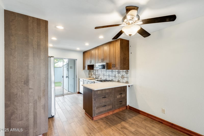 7141 16th St #6, Phoenix, AZ 85020