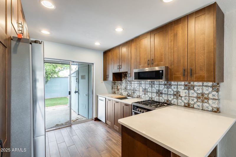 7141 16th St #6, Phoenix, AZ 85020