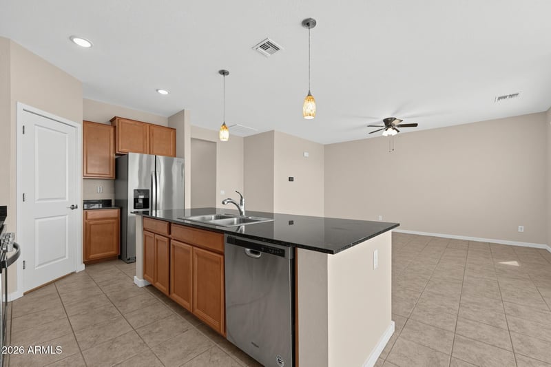 7141 E Morning Dove Ln, San Tan Valley, AZ 85143