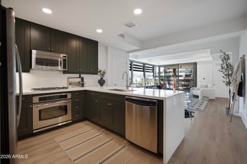 7141 E Rancho Vista Dr #5005, Scottsdale, AZ 85251
