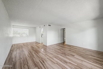 7141 16th St #10, Phoenix, AZ 85020
