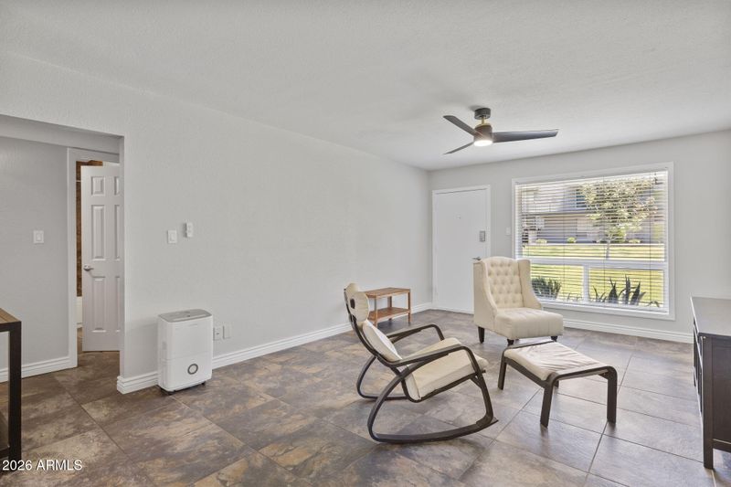 7141 N 16th St #7, Phoenix, AZ 85020