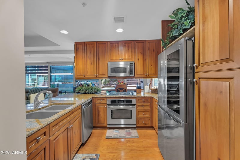 7141 Rancho Vista Dr #3007, Scottsdale, AZ 85251