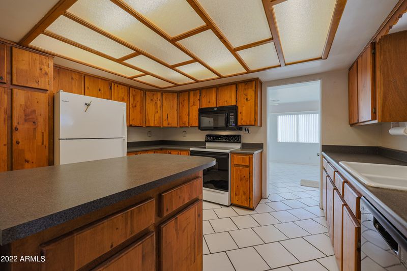 7142 N 24th Ave, Phoenix, AZ 85021